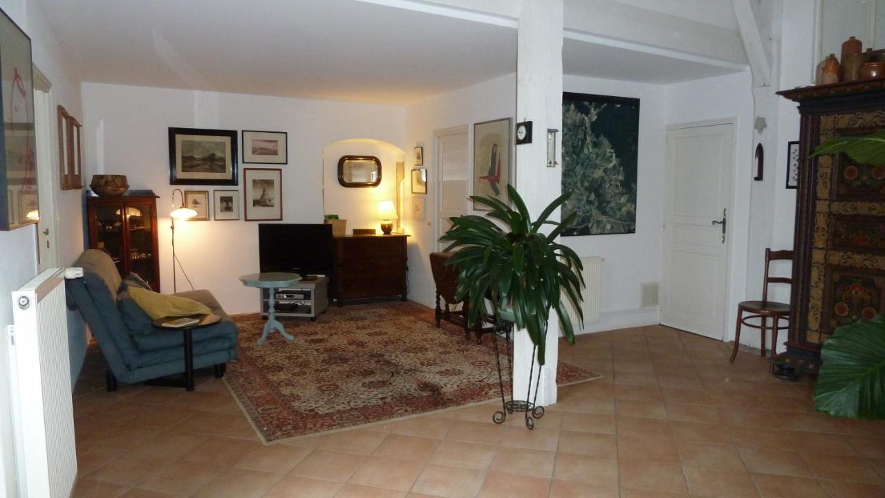 Appartement Pres De Dole Menotey Ngoại thất bức ảnh